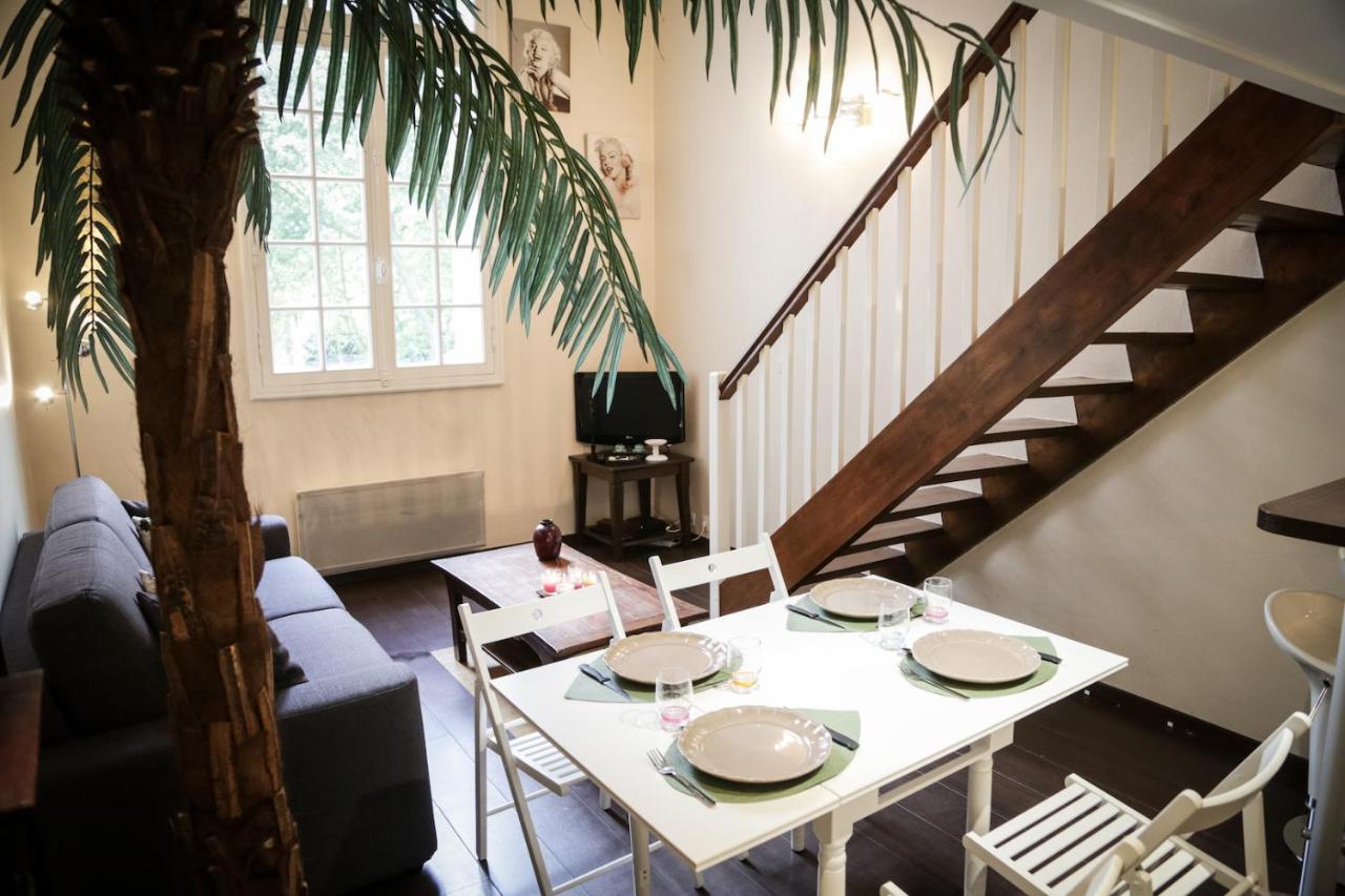 Le Safari Apartment Versailles Exterior photo